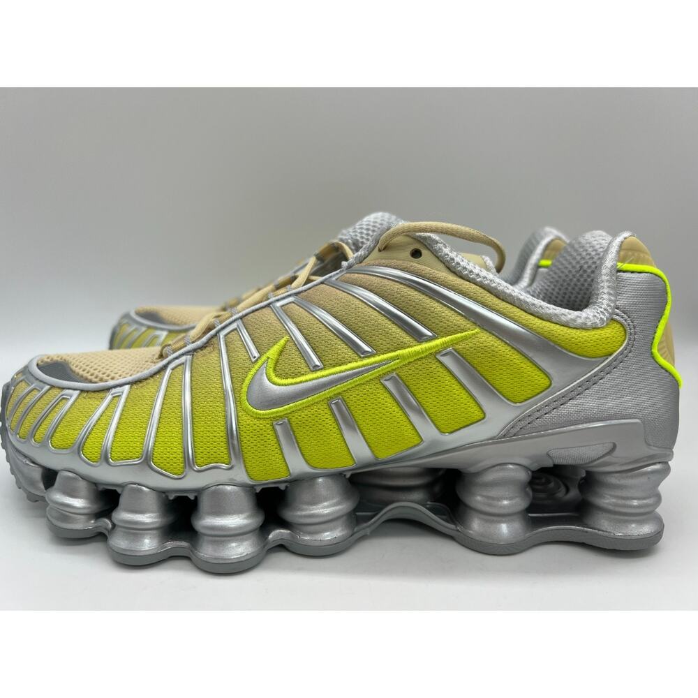 Nike Shox TL Fade Team Gold Women's Size 9 IH1336 700 New - Picture 2 of 16
